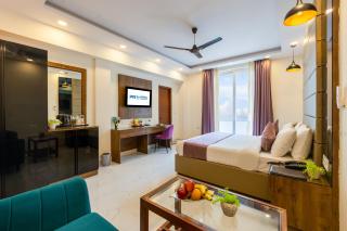 PK Boutique Hotel Noida Expressway - Noida - 1