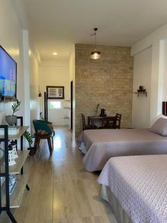 The Premises Hotel - 2