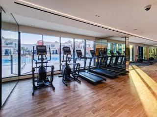 A Signature Living Experience Luxury One-Bedroom in Binghatti Emerald, JVC, Dubai - 6