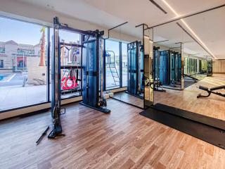 A Signature Living Experience Luxury One-Bedroom in Binghatti Emerald, JVC, Dubai - 5