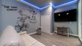 Private 7 Bed 6.5 Bath Villa- Cozy family vacation home sleeps up to 16 guests - 6