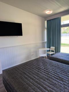 Banana Hotel Motel - 8