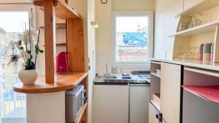 Cozy City apartement with Balcony - 7