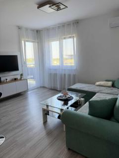 Bella LUX - 4