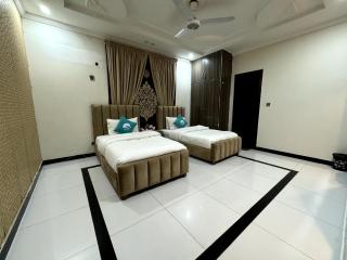 Avari lodge - Islamabad - 5