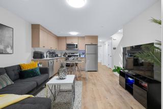 Cozy 2BR Suite with Kitchen, AC Near U of C, Winsport, Banff and Hospitals - 7