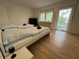WundP Living Wohnung mit Terrasse Parkplatz - Biberbach - 1
