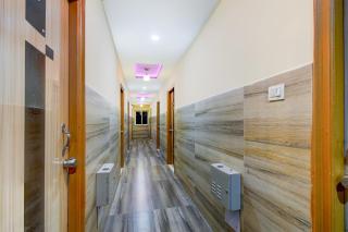 Super Collection O Khajaguda Hills Formerly Sri Balaji Luxary Rooms - Gachibowli - 1