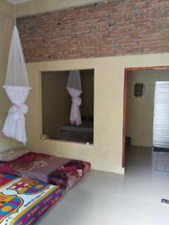 Jhony's Backpacker-Guest House only stay here book treking with us - Bukit Lawang - 2