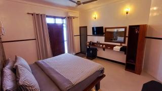Luk inn at huraa - 3
