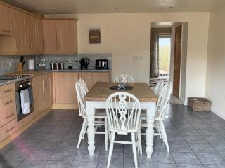 Westwood Barn Holiday Let - Brough Sowerby - 7