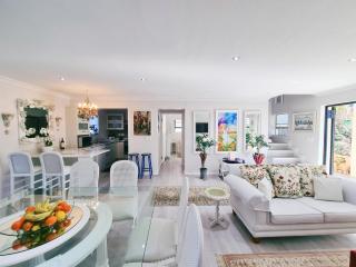 The Cove - 6