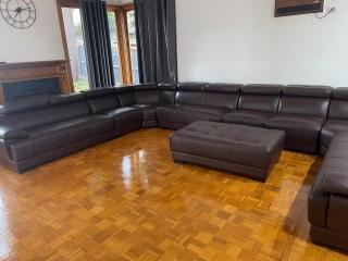 Large 5BR Home-Pool-BBQ-4 CarPark-Central Location - 6