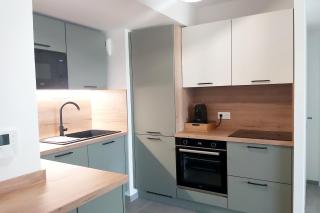 Seafront apartment with pool and comfort - 4