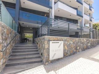 7 on Bantry unit 205 Sea point Modern Seaside Apartment - 8