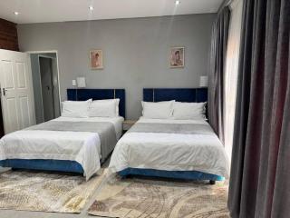 GlowtiAirbnb - Centurion - 5
