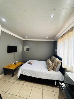 Zina - Pretoria - 0