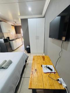 Zina - Pretoria - 7
