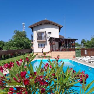 Pensiunea Acvila - 9