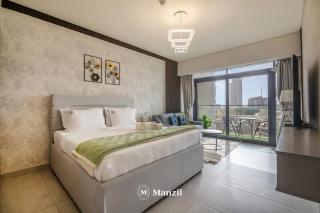 Lux Studio in JVC with Balcony, Gym & Rooftop Pool - 7