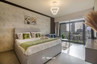 Lux Studio in JVC with Balcony, Gym & Rooftop Pool - 5