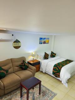 Lavish Beachside Home - Daressalam - 0