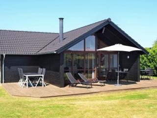 8 person holiday home in Ebeltoft-By Traum - Ebeltoft - 8