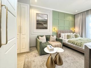 Trophy - Earthy Retreat Studio in JVC - Dubai - 2