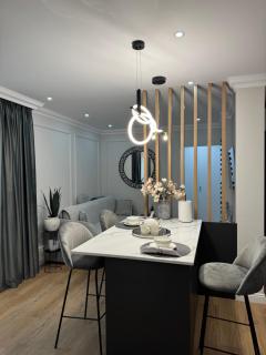 Silver Apartment - 5