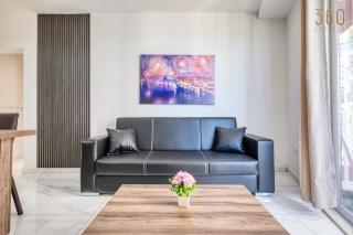Seafront Home opposite beach with WiFi & AC in Qawra by 360 Estates - 2