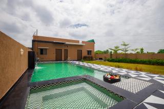 The Bliss Hushwood 2-BHK Villa With Private Pool, Lush Garden & Poolside Gazebo Pet-friendly - 2