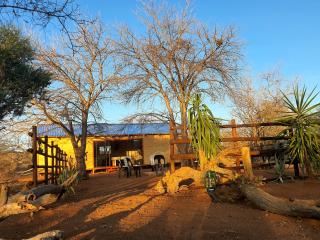Imindeni Safaris and Game Lodge - 0