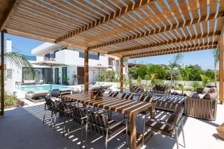 Lanik Luxury Pool Villa - 9