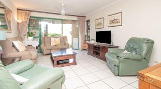 8 The Shades Umhlanga Rocks - Durban - 7