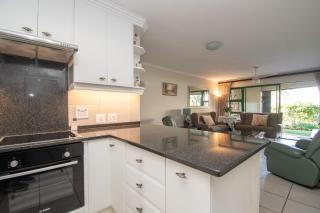 8 The Shades Umhlanga Rocks - Durban - 2