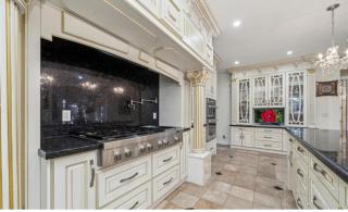 Royal Boutique Hotel, Surrey - 1