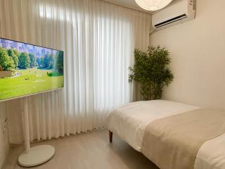 리뉴얼 할인,STAY Yeo yu , 공항버스3분 ,3Room, 4bed, 최대7인 - Seul - 3