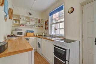 Seals Cottage - Whitby - 2