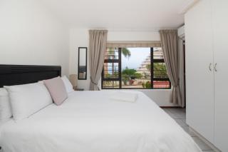 31 The Shades Umhlanga Rocks - Durban - 9