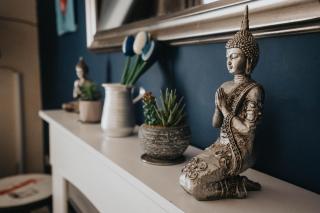 2 Bedroom Home with Garden and Free Parking - 2