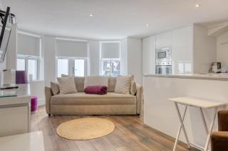 Luxury 1 Bed Apartment with Private Terrace & Parking - Heart of Wanstead Village - Londra - 8