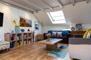 1 Bedroom studio with free parking - Truro - 9