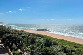 Beachfront Bachelor Apartment Amanzimtoti - Amanzimtoti - 0