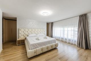 The Grand Seafront Duplex by PS - 8