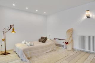 Encantadora casa con terraza y parking en Figueres - 1