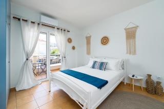 Eagle's Nest City Apartments - Aigio - 0