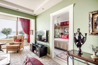 Luxury Seaside Apartment with Bosphorus View in Sarıyer - Sarıyer - 8