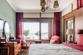 Luxury Seaside Apartment with Bosphorus View in Sarıyer - Sarıyer - 1