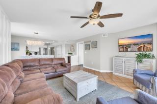 Oceanfront Luxury Top Location w Lazy River Pool Grills - Myrtle Beach - 2
