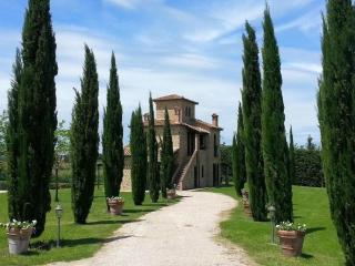 Holiday Home near Lago di Chiusi with Pool - 2